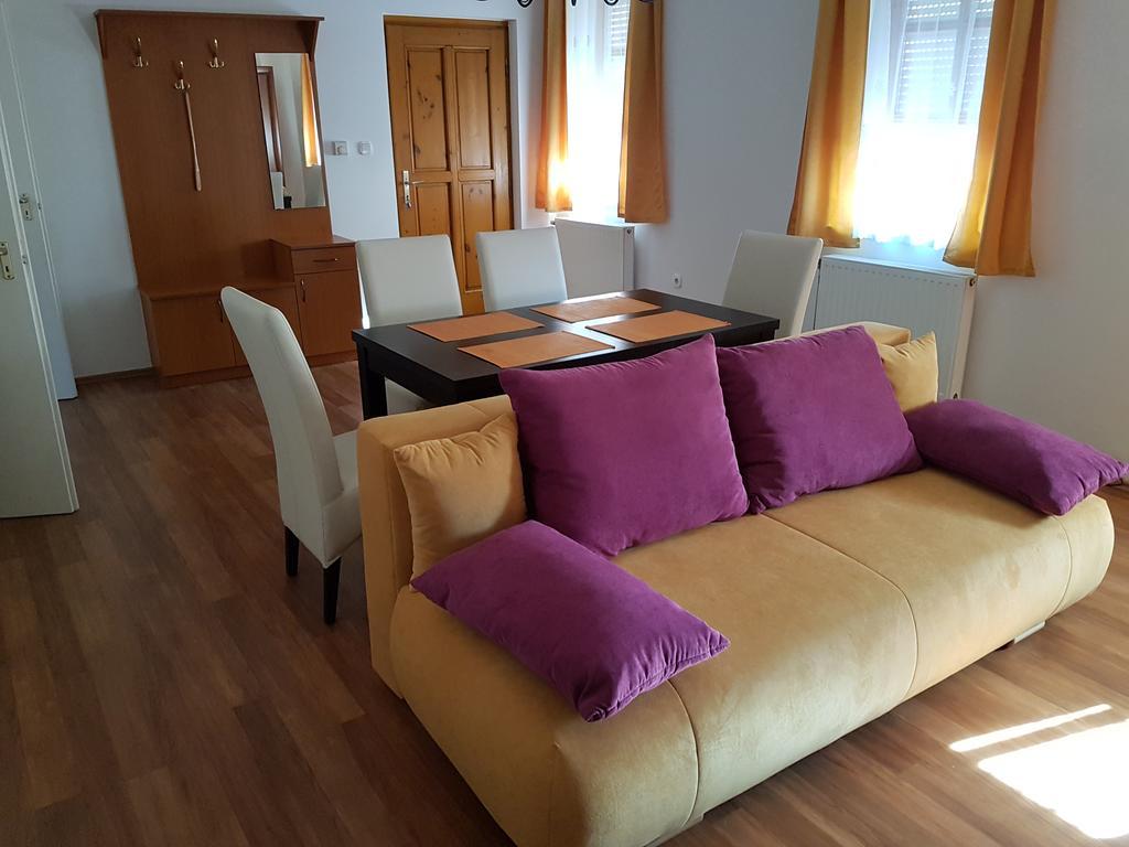 Apartman Kaszas Central Mosonmagyaróvár 外观 照片